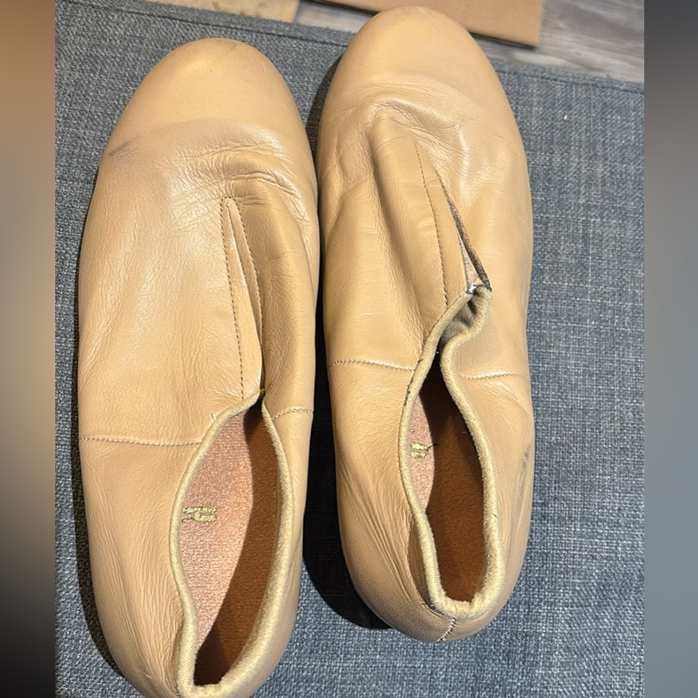 6.5M Bloch Tap Shoe